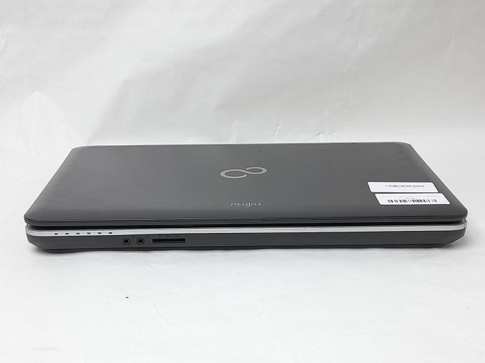 Fujitsu_Lifebook_A_Series_A531_8