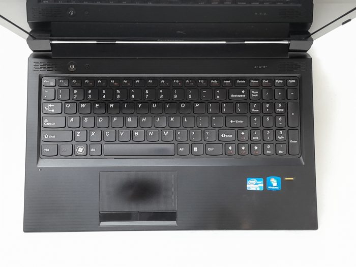Lenovo_B570_2