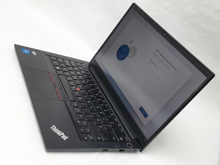 Lenovo_Thinkpad_E14_Gen_4_4