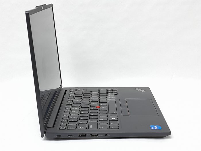 Lenovo_Thinkpad_E14_Gen_5_3