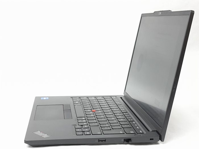 Lenovo_Thinkpad_E14_Gen_5_4
