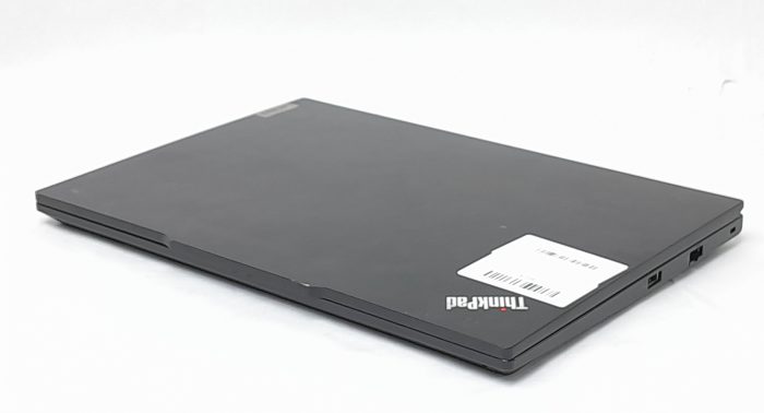 Lenovo_Thinkpad_E14_Gen_5_8