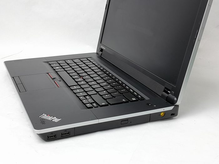 Lenovo_Thinkpad_Edge_15_0302_2