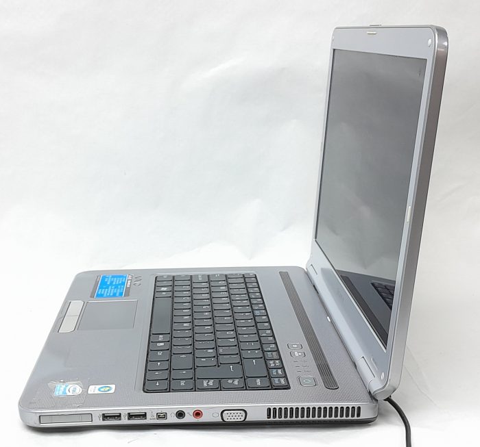 Sony_Vaio_Vgn-nr21j_2