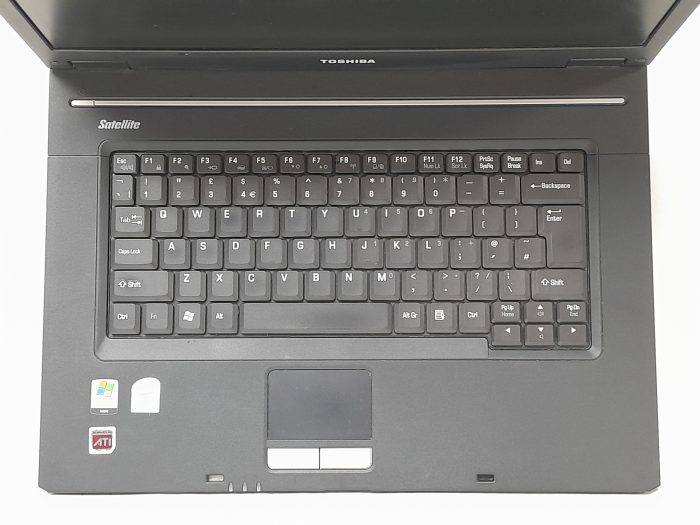 Toshiba_Satelite_L30_2
