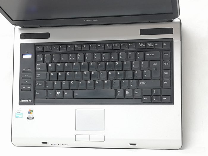 Toshiba_Satelite_Pro_A100_3