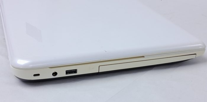 Toshiba_Satellite_C55-a_3
