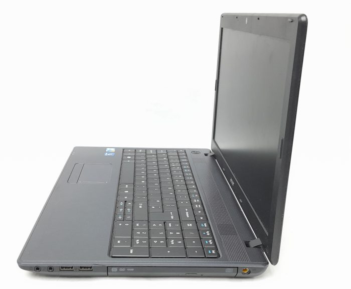 Acer_Travelmate_5744_3