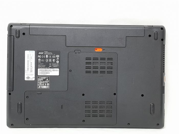 Acer_Travelmate_5744_8