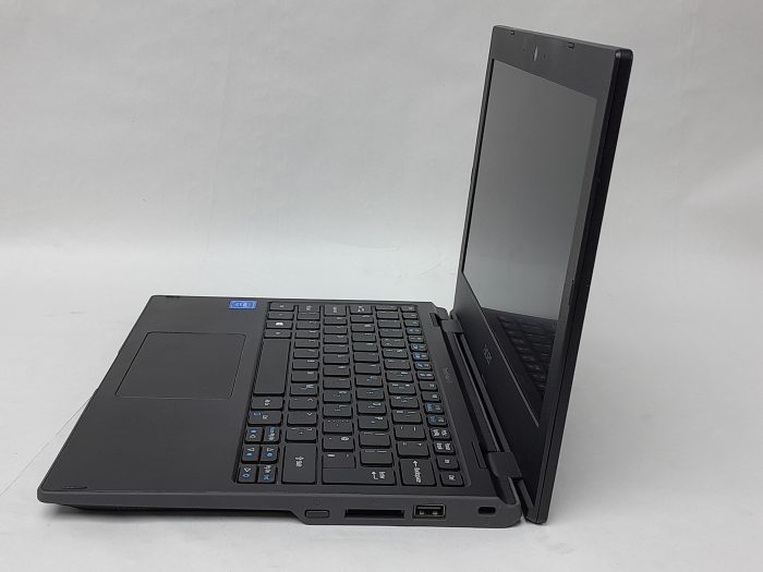Acer_Travelmate_B118_N16q15_3