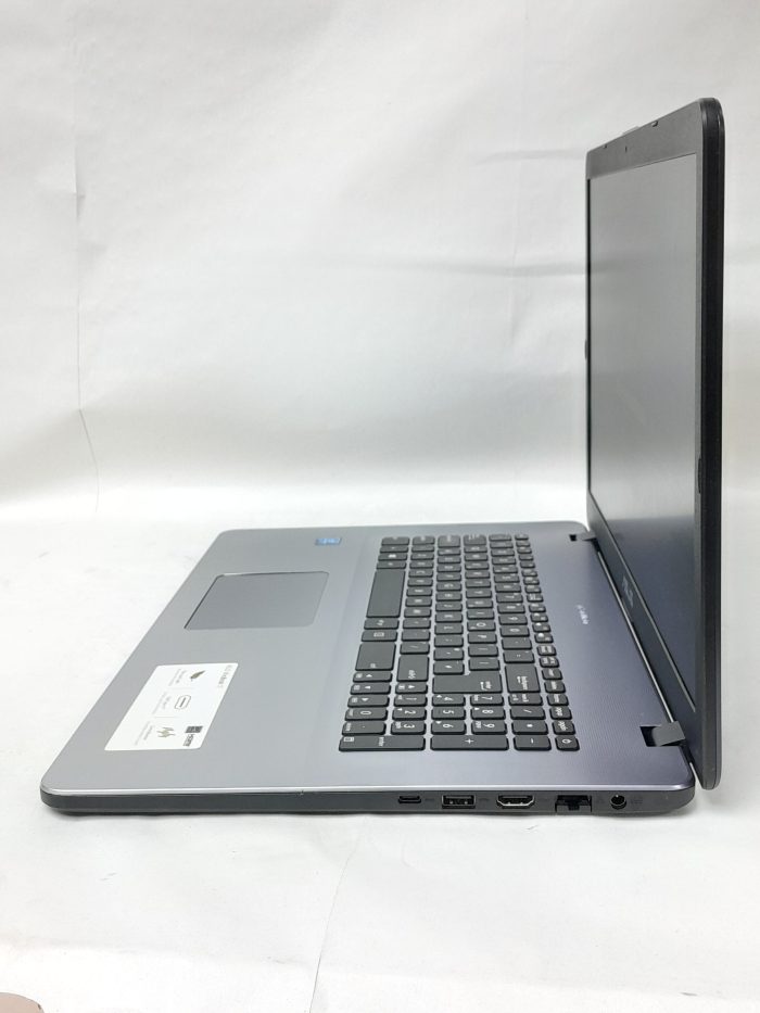 Asus_Vivobook_X705m_3