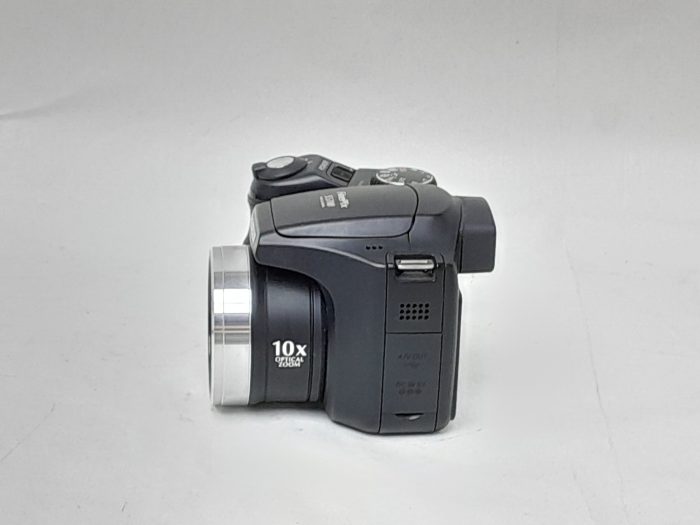 Fujifilm S5700