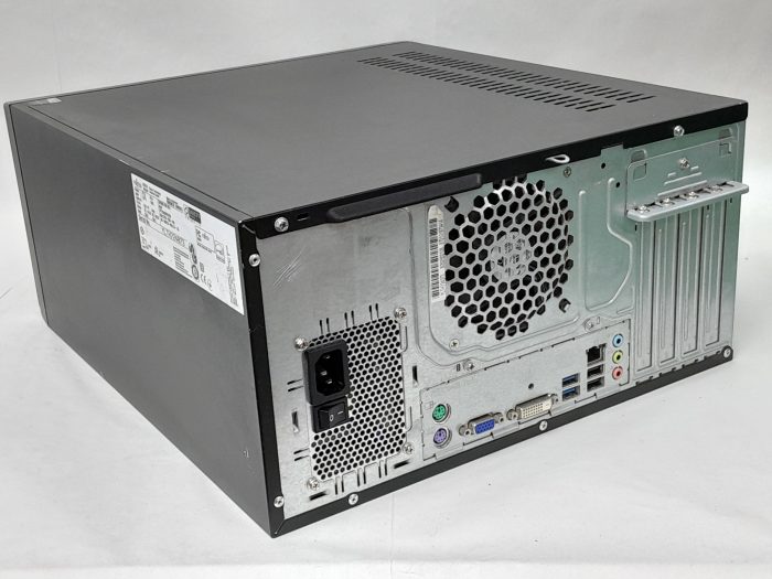 Fujitsu_Esprimo_P420_6