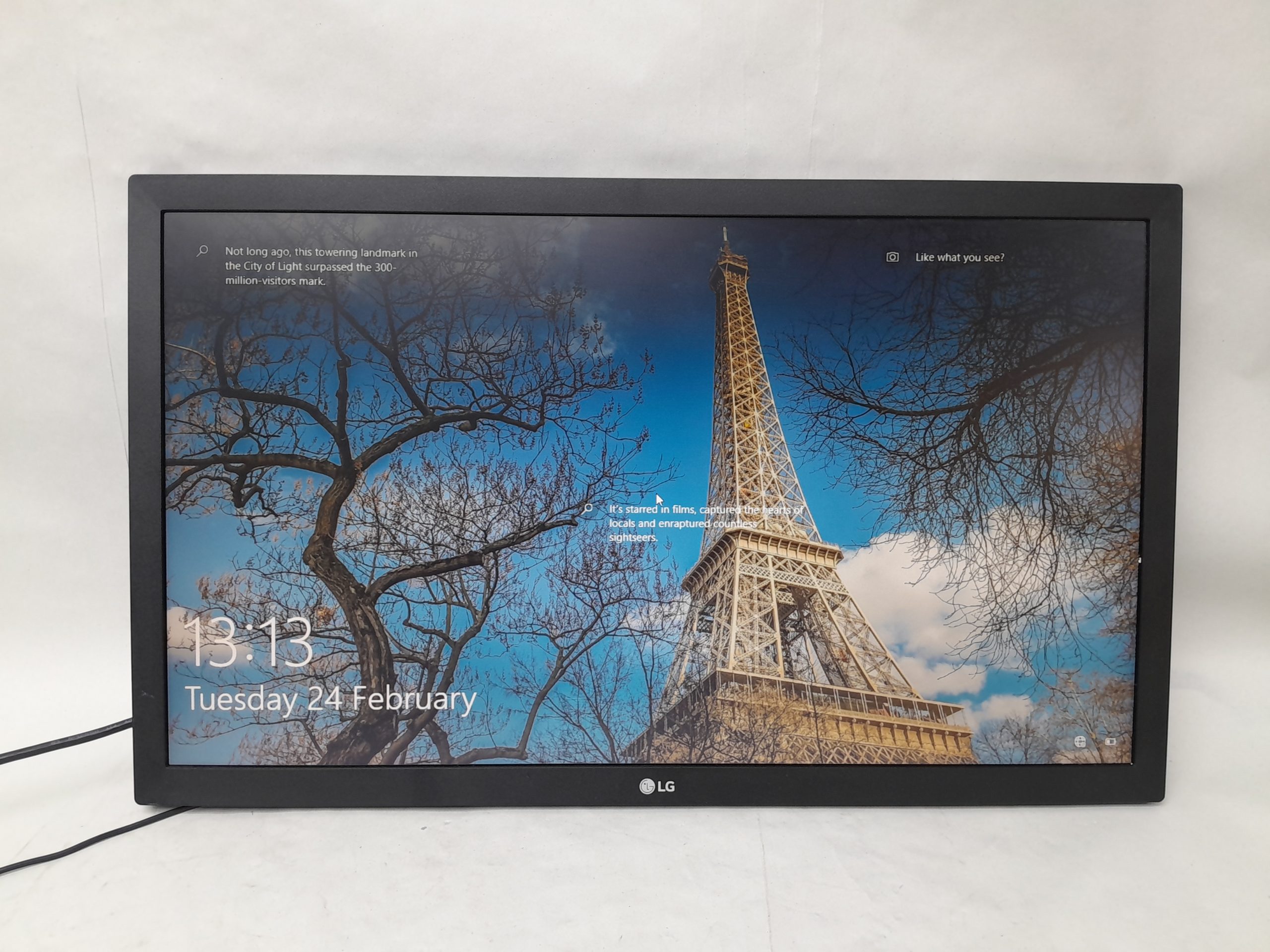 Lg_22m400h-b_1.jpg Lg_22m400h-b_1