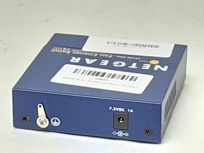 Netgear Fs105