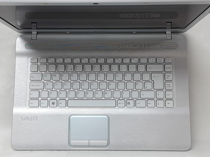 Sony_Vaio_Vgn-nw20ef_2