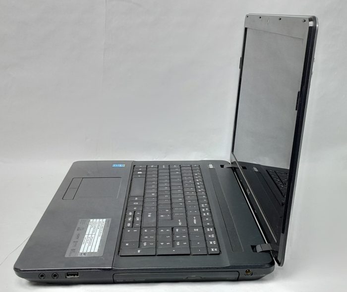 Acer_Aspire_E1-722_3