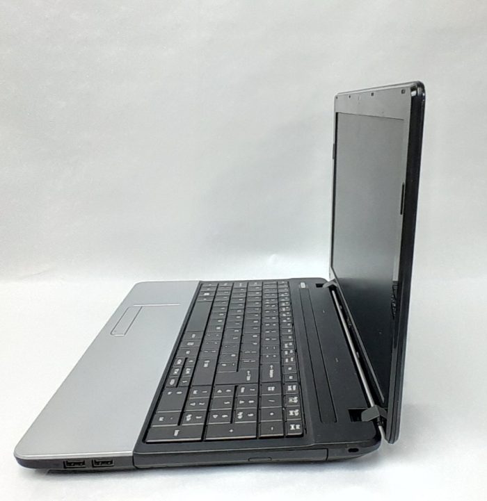 Acer_Travelmate_P253_2