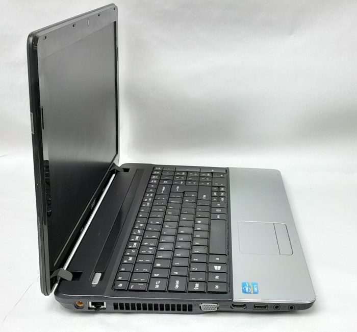 Acer_Travelmate_P253_4