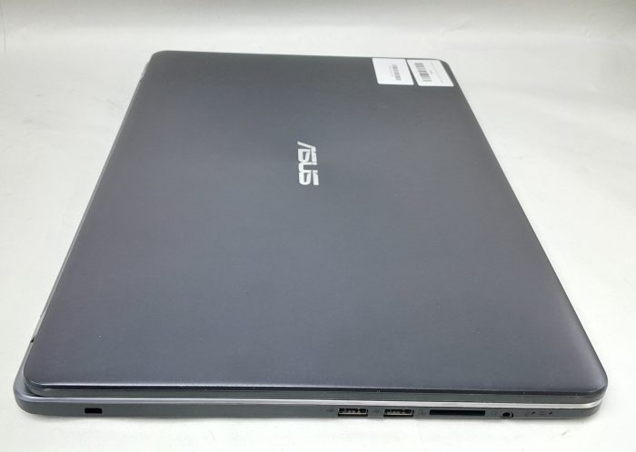 Asus_X705m_6