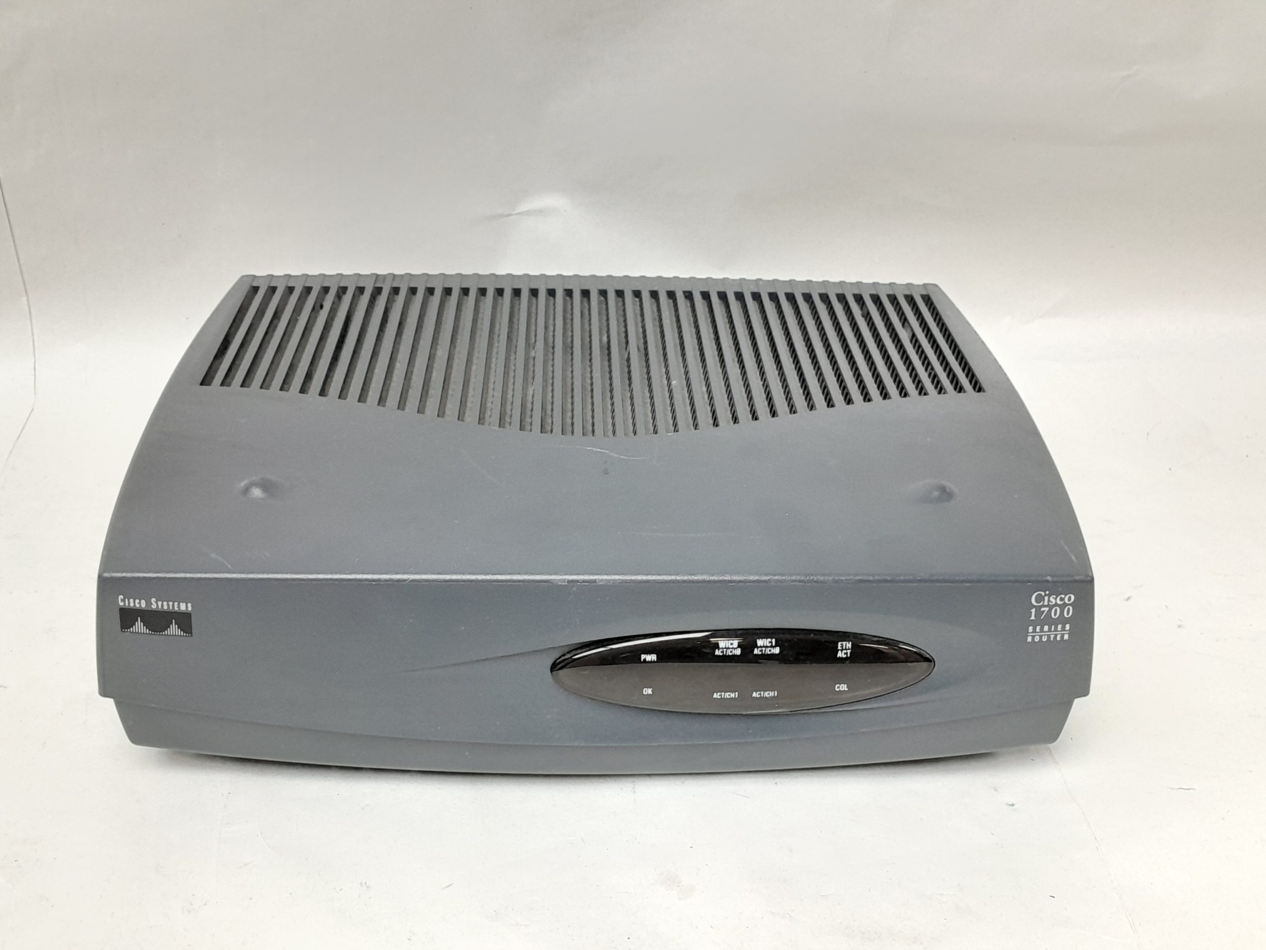 Cisco_1700Series_1.jpg Cisco 1700 Series
