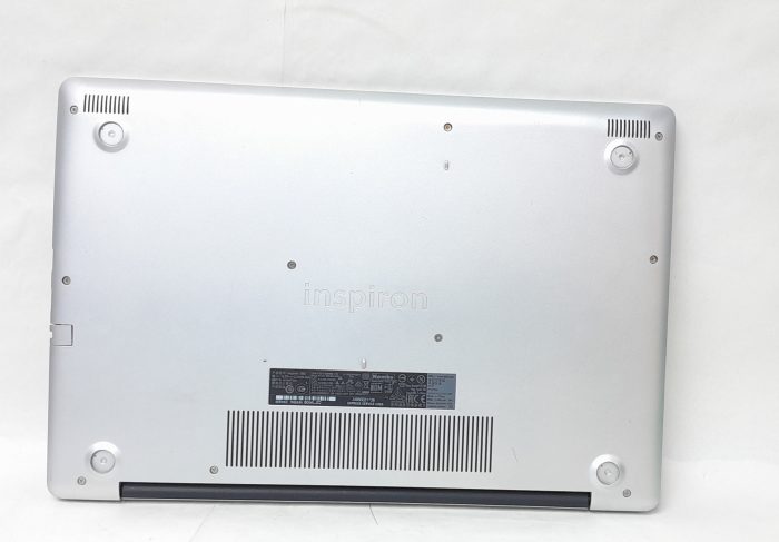 Dell_Insipiron_3585_6