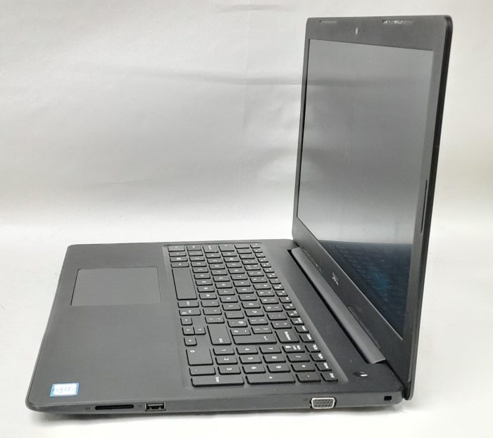 Dell_Latitude_3590_3