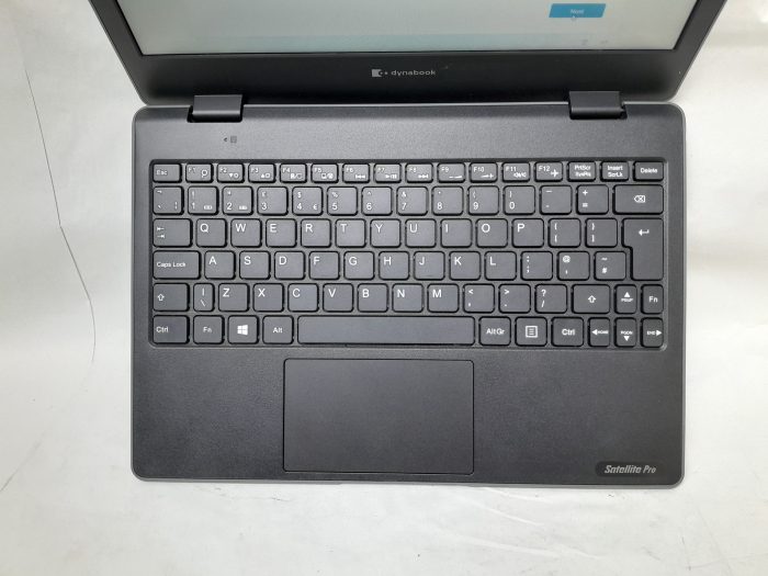 Dynabook_Satelite_Pro_E10-s-10q_3