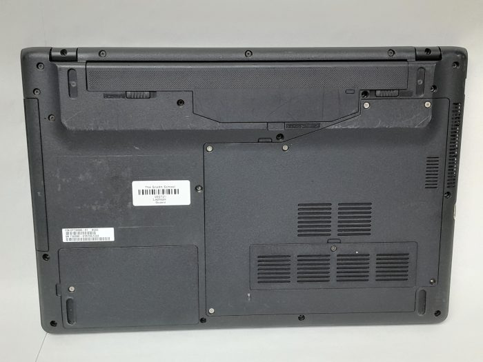 Fujitsu_Lifebook_A_Series_A555_8