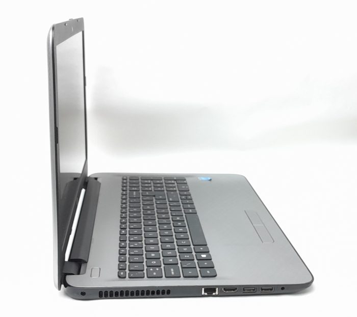HP_15-ac151sa_4