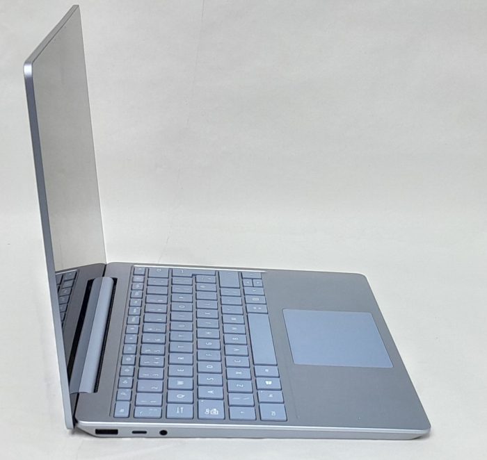Microsoft_Surface_Laptop_Go__4