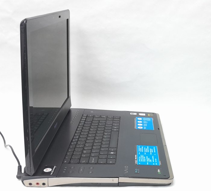 Sony_Vgn-ar51su_3
