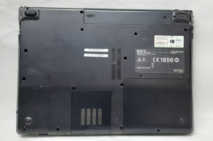 Sony_Vgn-ar51su_7