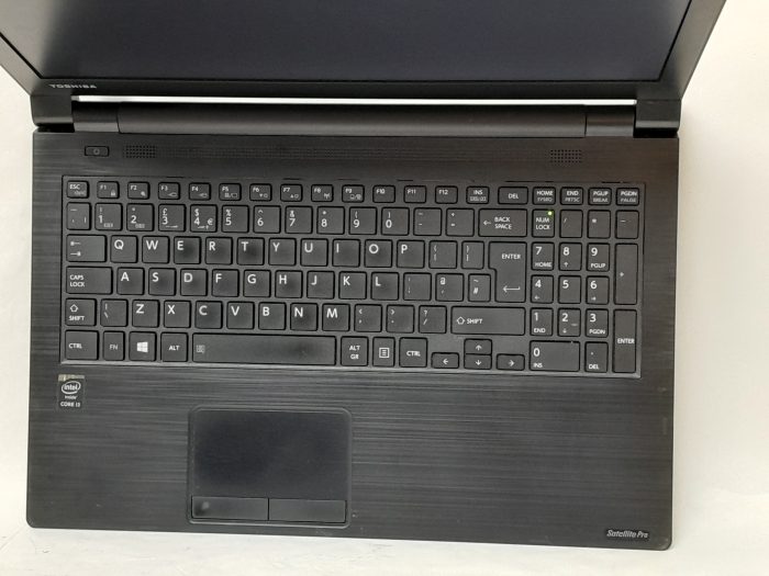 Toshiba_Satelite_Pro_R50_R50-c-11m_2