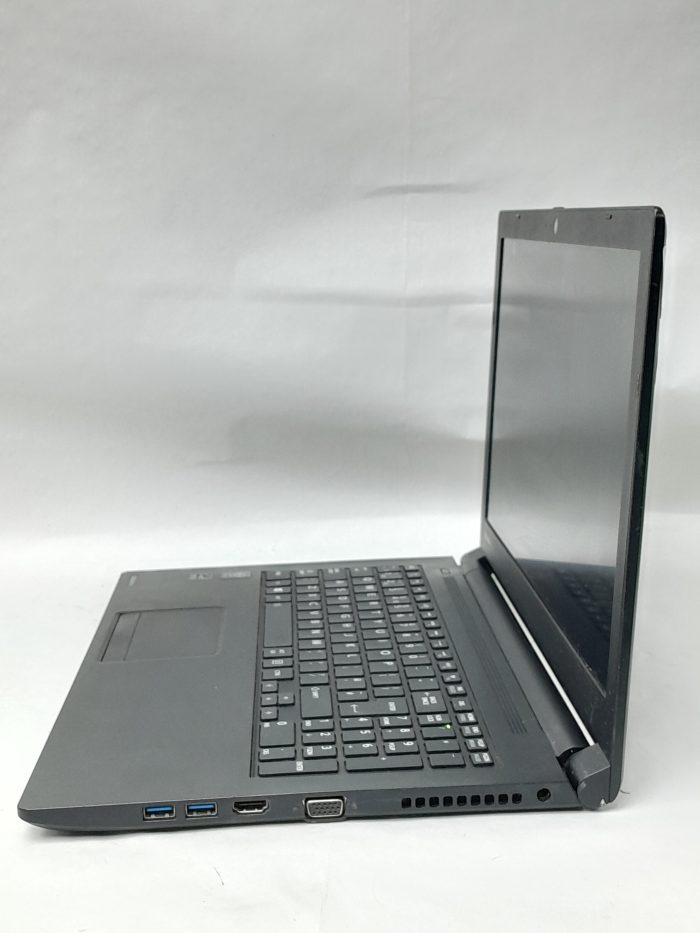 Toshiba_Satelite_Pro_R50__3
