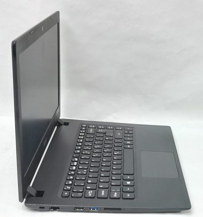 Acer_Aspire_3_A31421_4