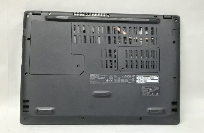 Acer_Aspire_3_A31421_7