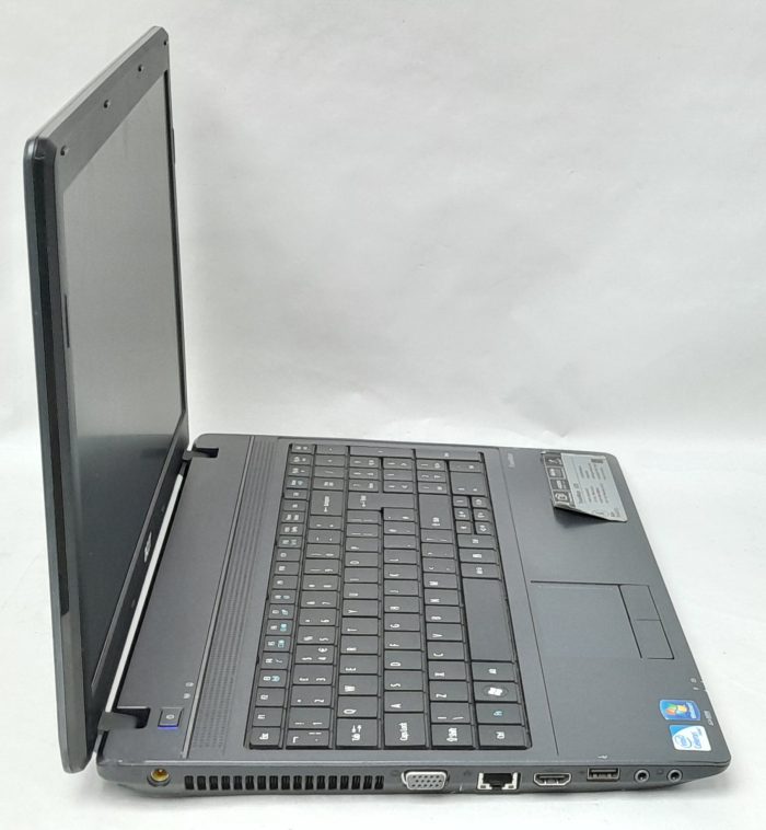 Acer_Travelmate_5335_4