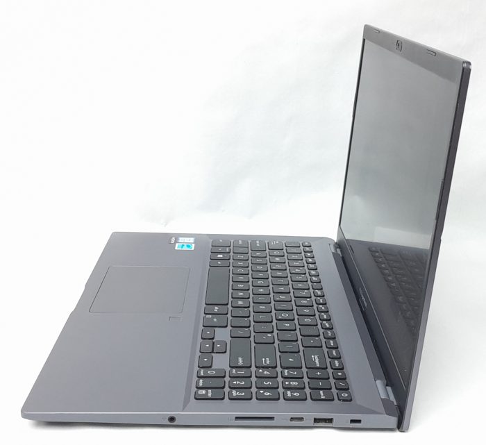 Asus_P3540f_3