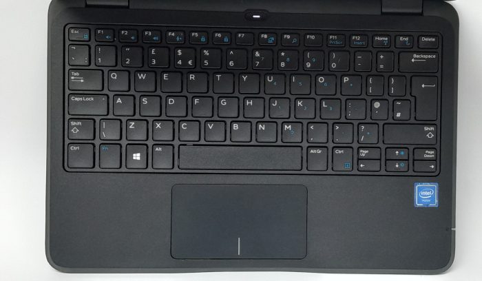 Dell_Latitude_3190_2