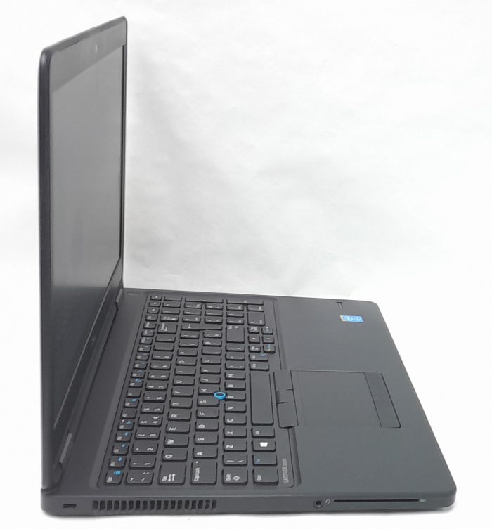 Dell_Latitude_E5550_4