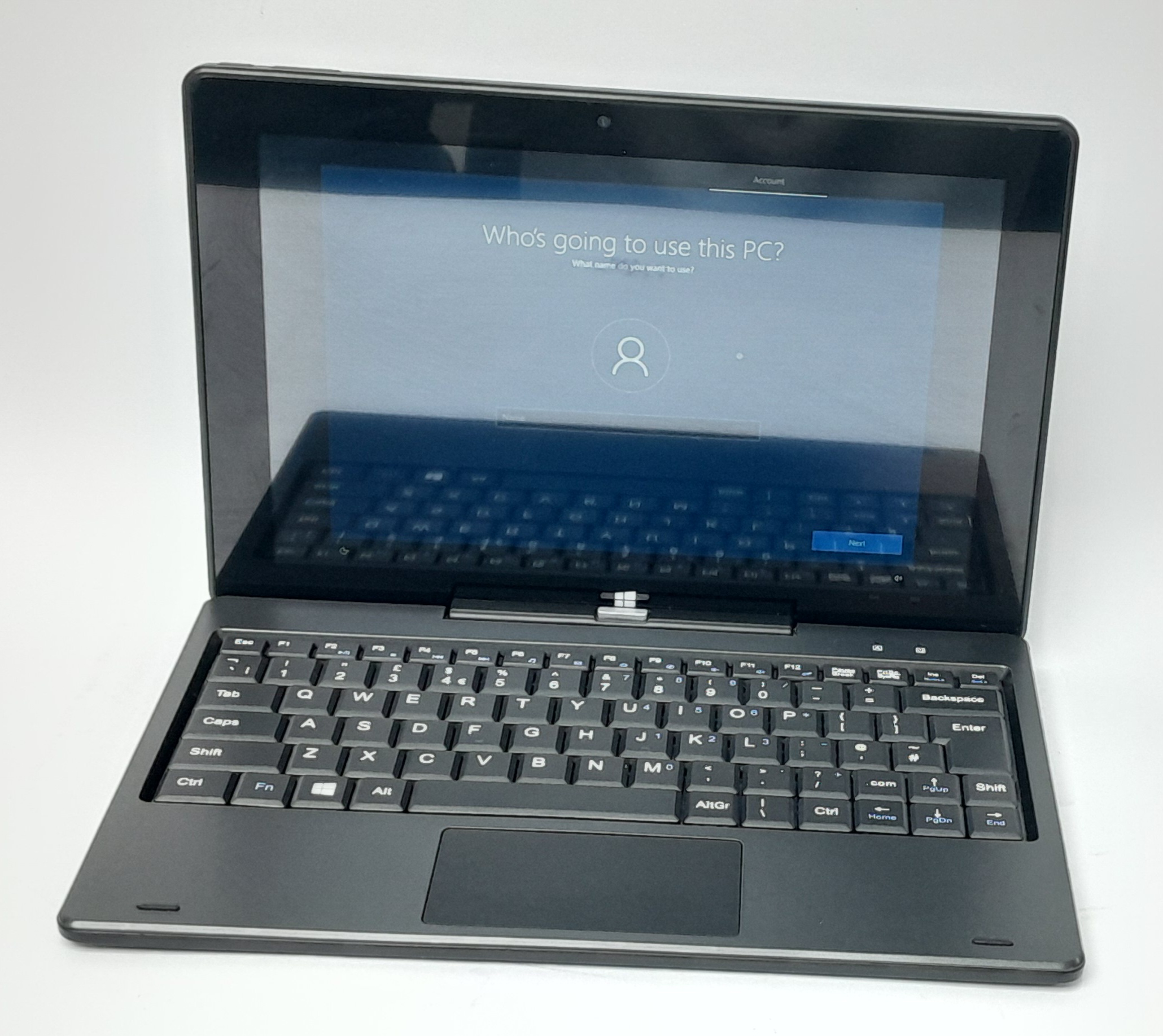 Dynabook_Satelite_Pro_Et10-g-105_1.jpg Dynabook_Satelite_Pro_Et10-g-105_1