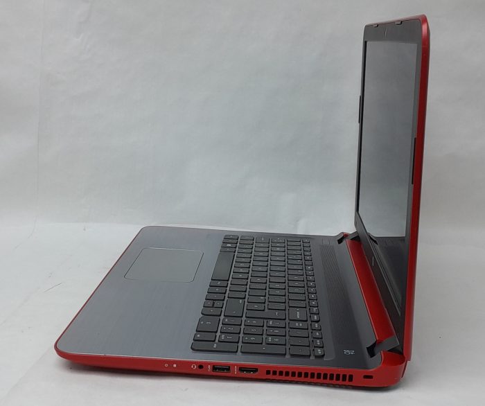 HP_Pavilion_15ab270sa_2
