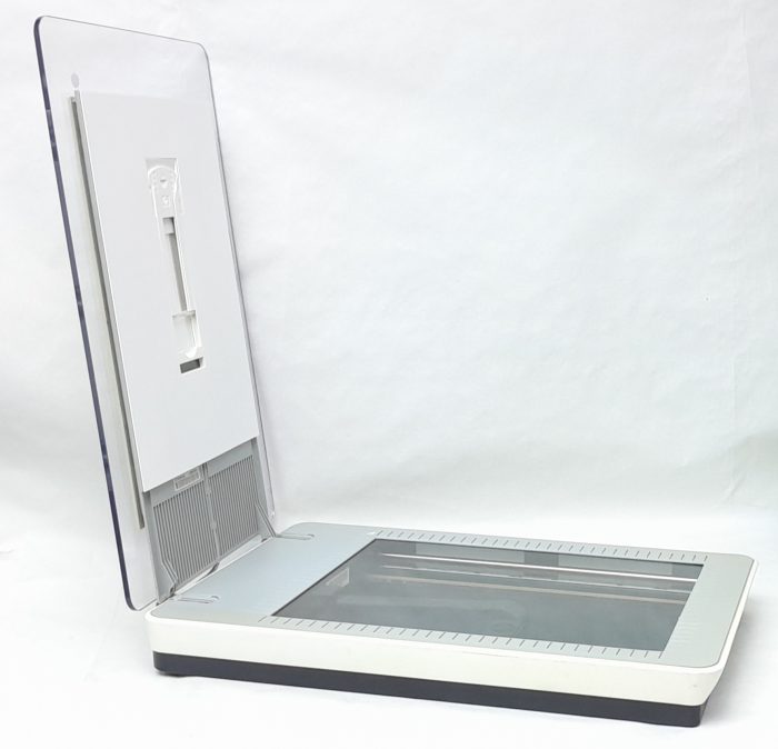 HP Scanjet G2710