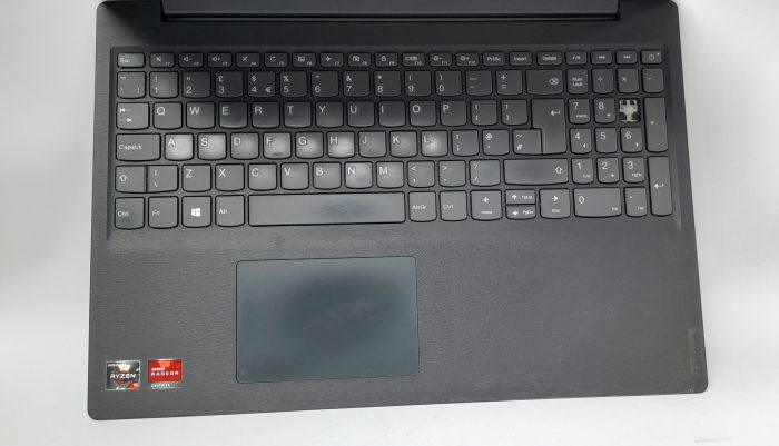 Lenovo_V15_3