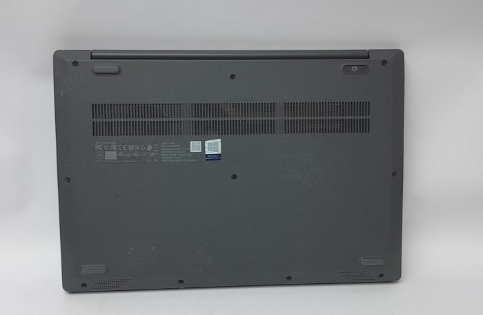 Lenovo_V15_7