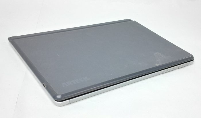 Microsoft_Surface_Go_2_9