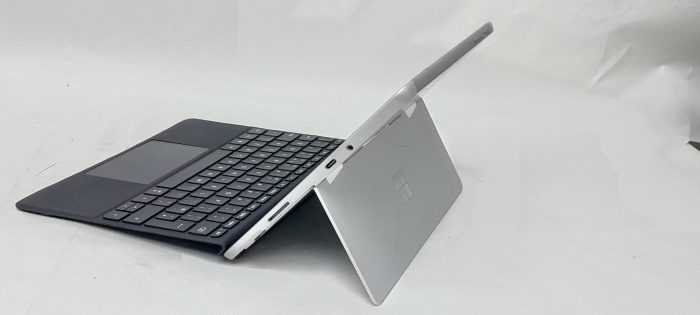 Microsoft_surface_go_2_2
