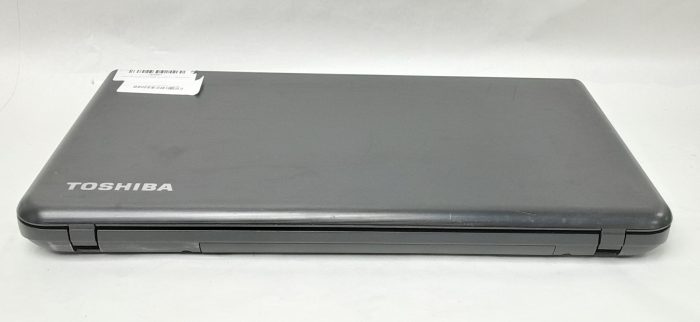 Toshiba_Satelite_C50d-a-138_4