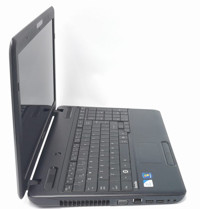 Toshiba_Satelite_C6601jh_4